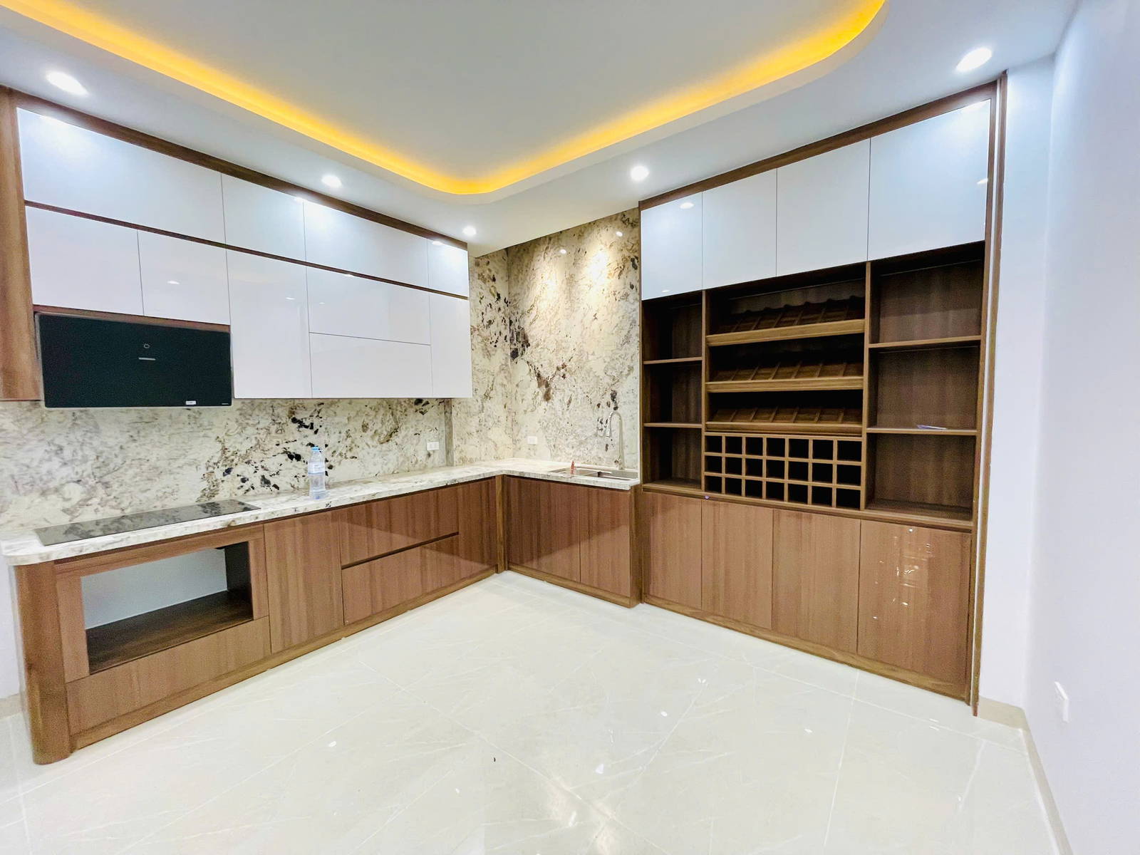 Bán Nhà Định Công. Hoàng Mai. 5 Tầng Thang Máy. Ô Tô. DT 58m2. MT 4m. Giá 16,7 Tỷ. - Ảnh 1